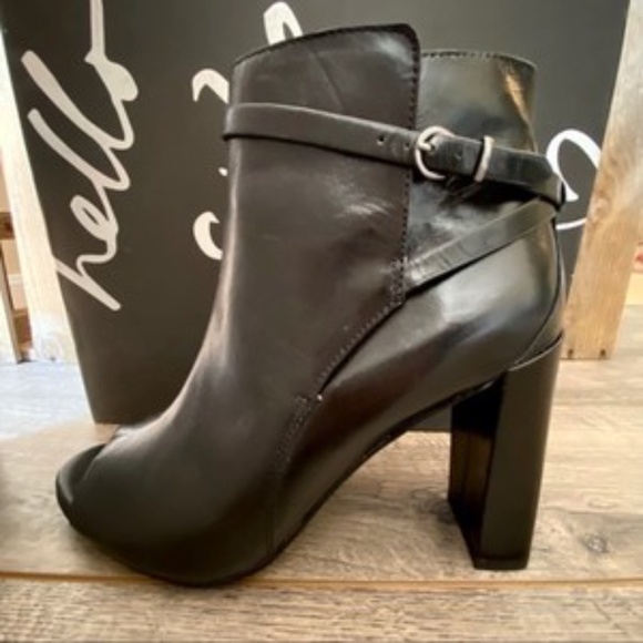 NIB Banana Republic Peeptoe Leather Gayle Bootie, Black, 9 - Picture 6 of 12